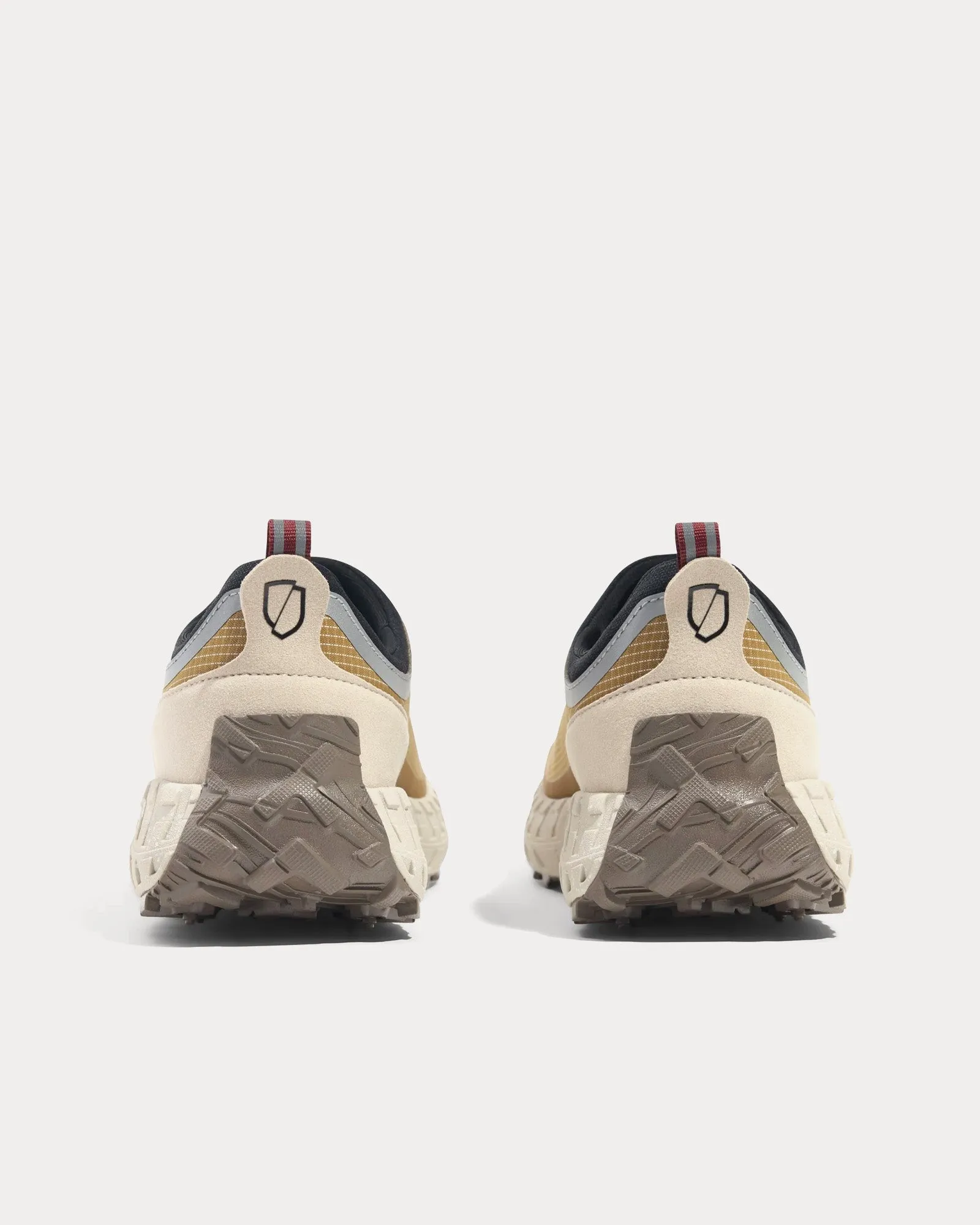 003 G  M Maple Running Shoes