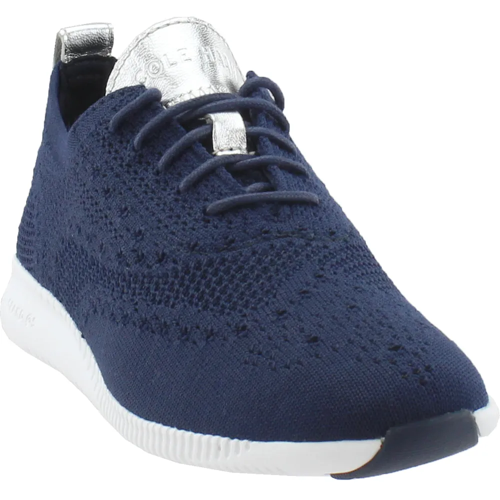 2.ZEROGRAND Lace Up Sneakers