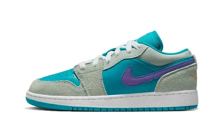 Air Jordan 1 Low SE Light Bone Aquatone