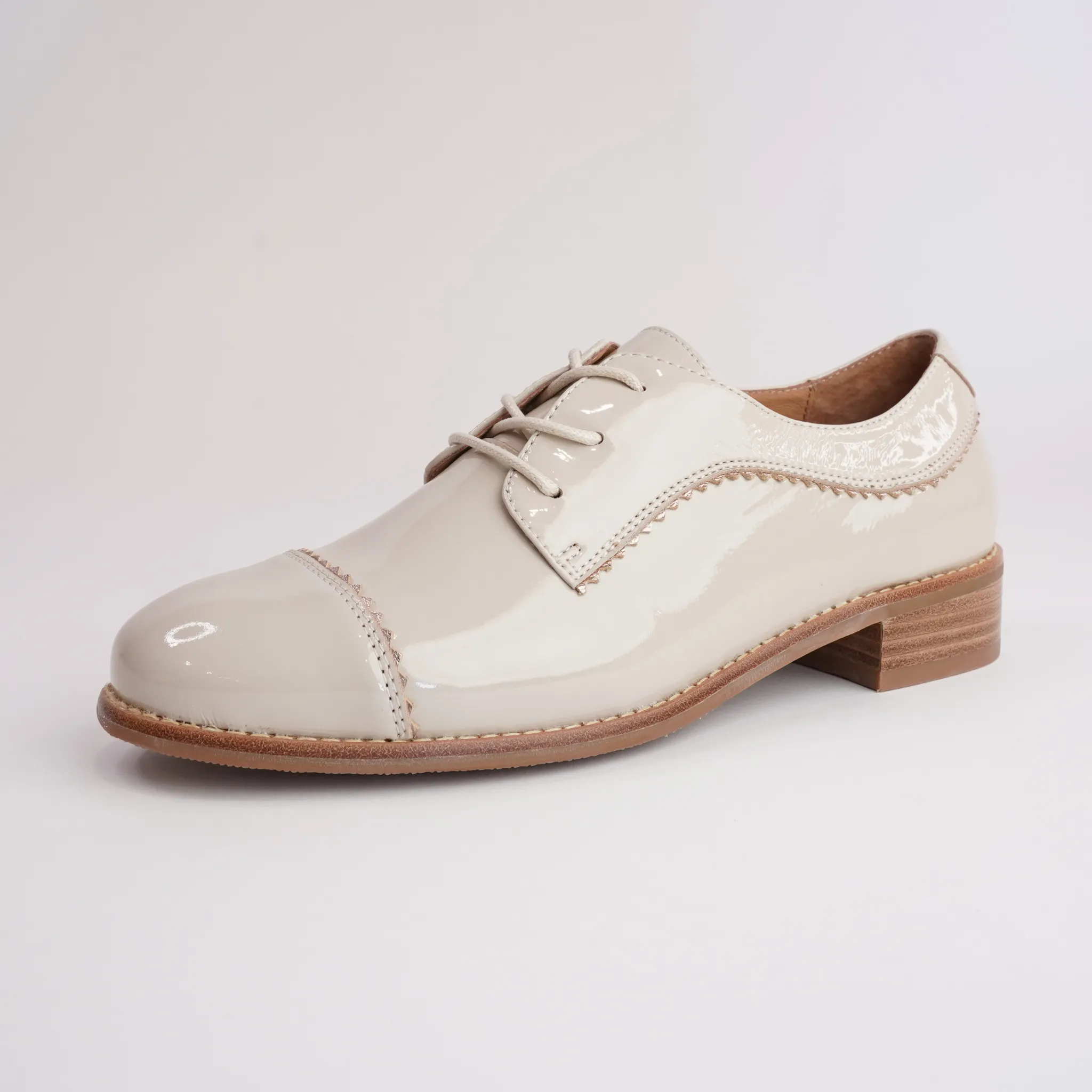 Alpopo Nude Patent Lace-up Flats