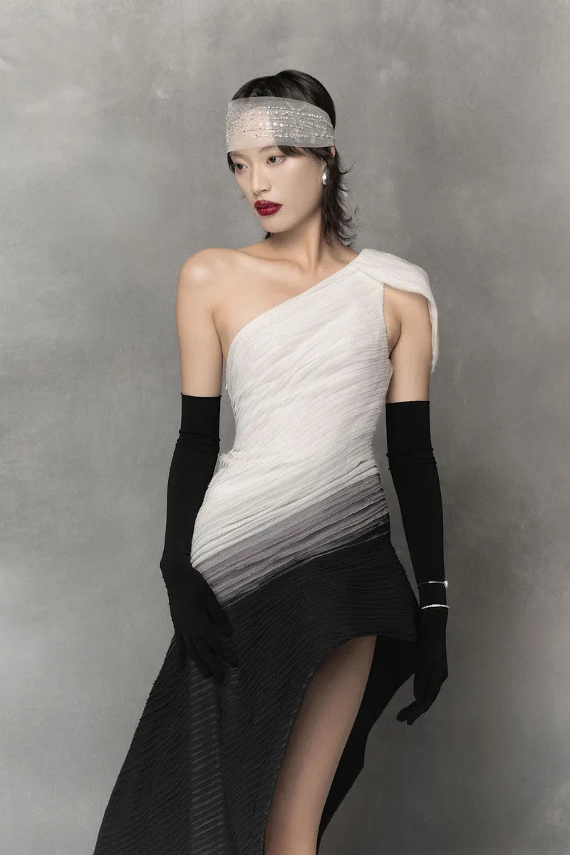 BLACK WHITE AND GRAY ONE-SHOULDER LAYERED GOWN