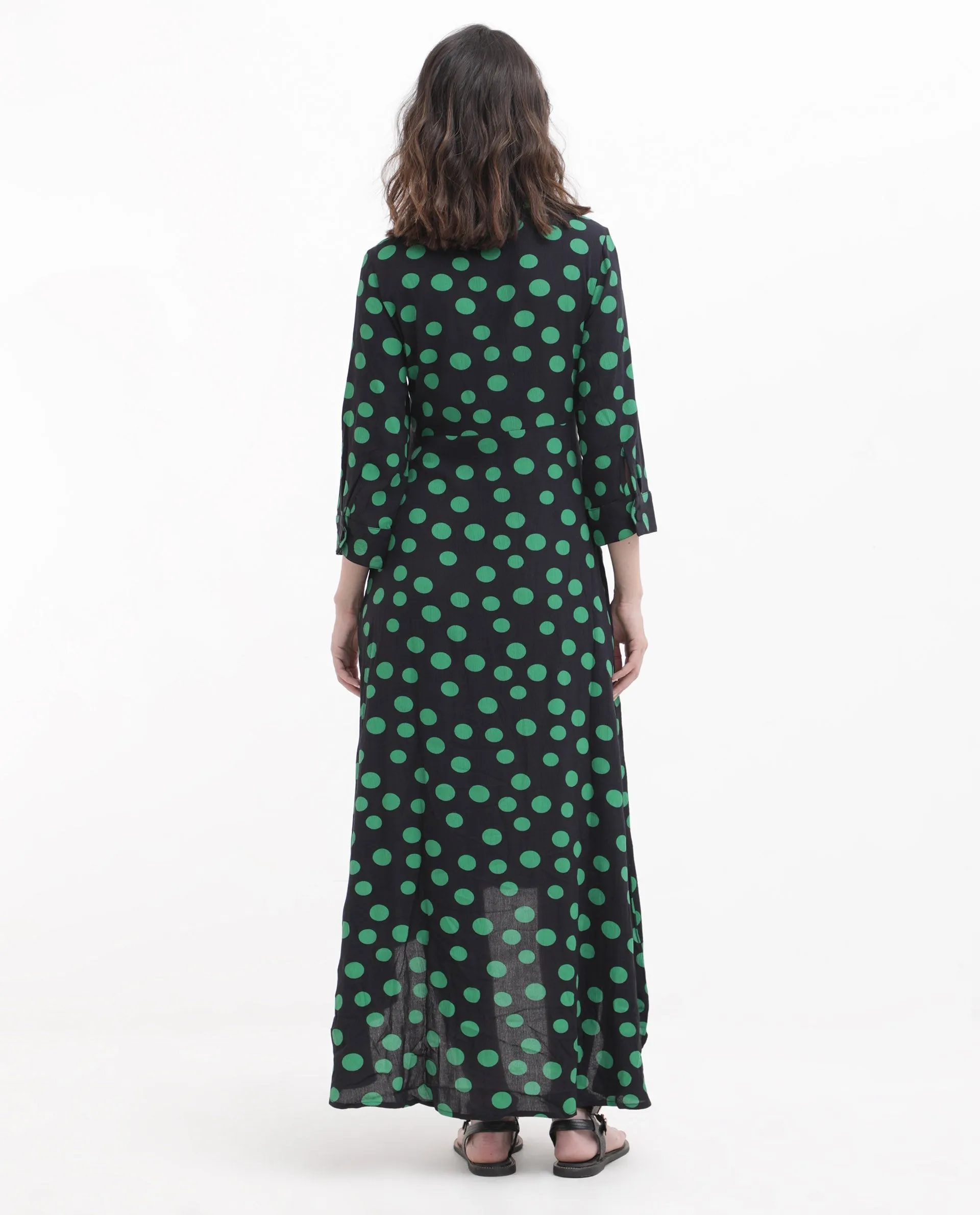 Rareism Women Winslet Black Rayon Fabric Regular Sleeves Collared Neck Abstract Print Regular Length Dress