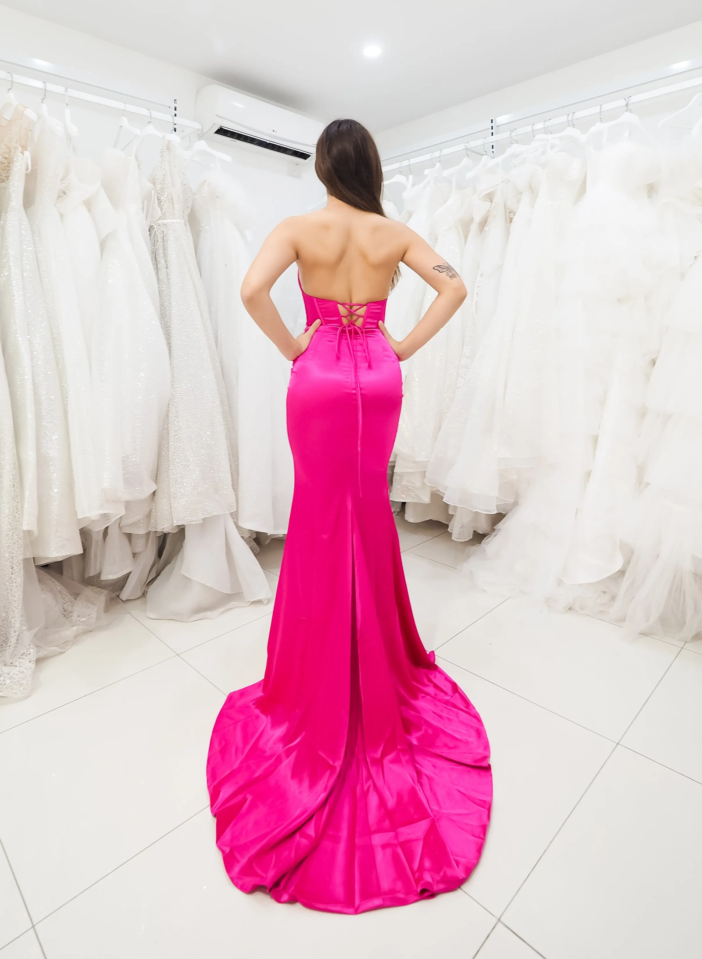 Satin mermaid dress with ribbed corset look and a high slit