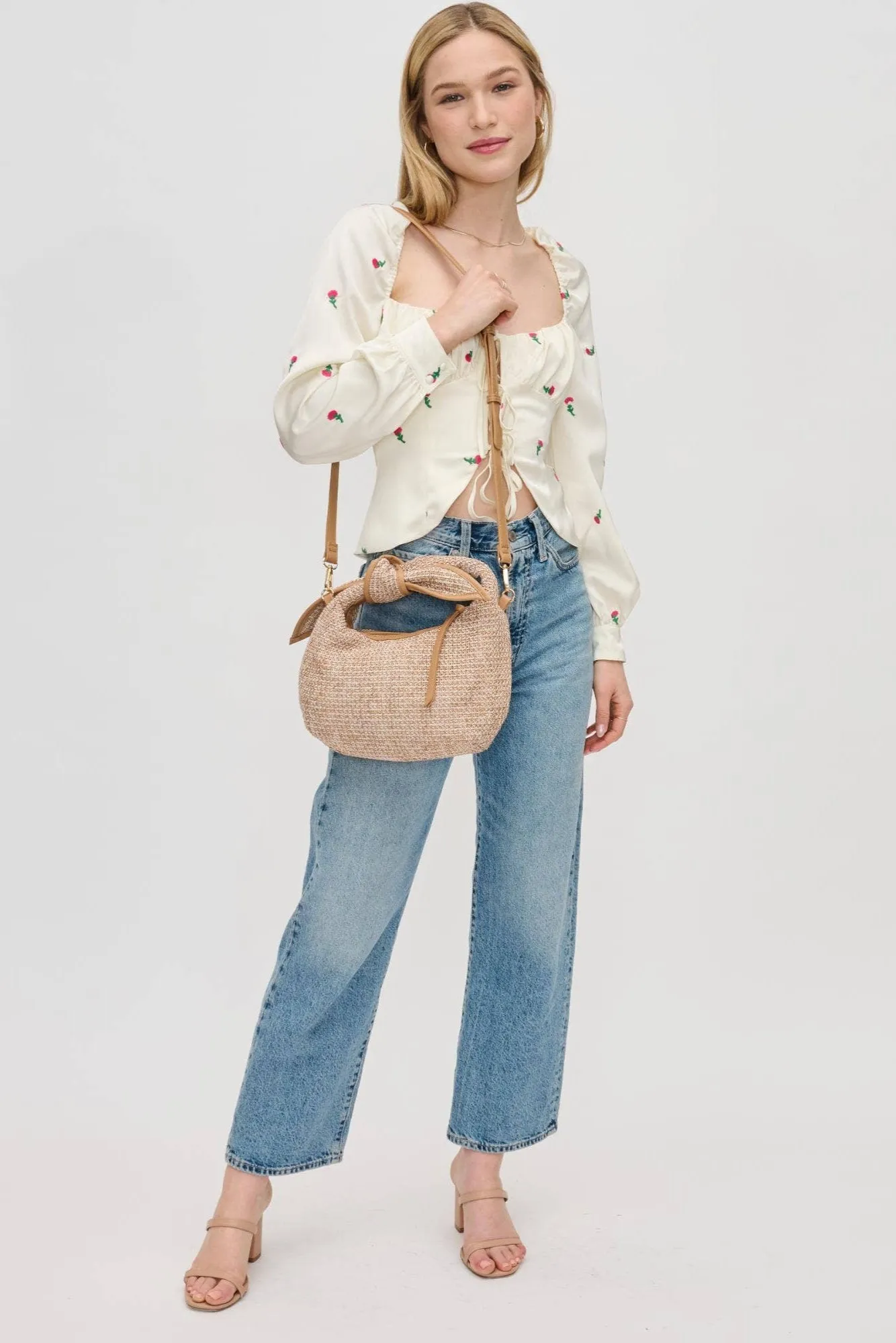 Urban Expressions - Paloma Knot Straw Crossbody: Tan